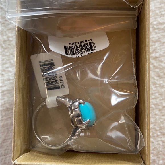 Ring - Picture 5 of 6